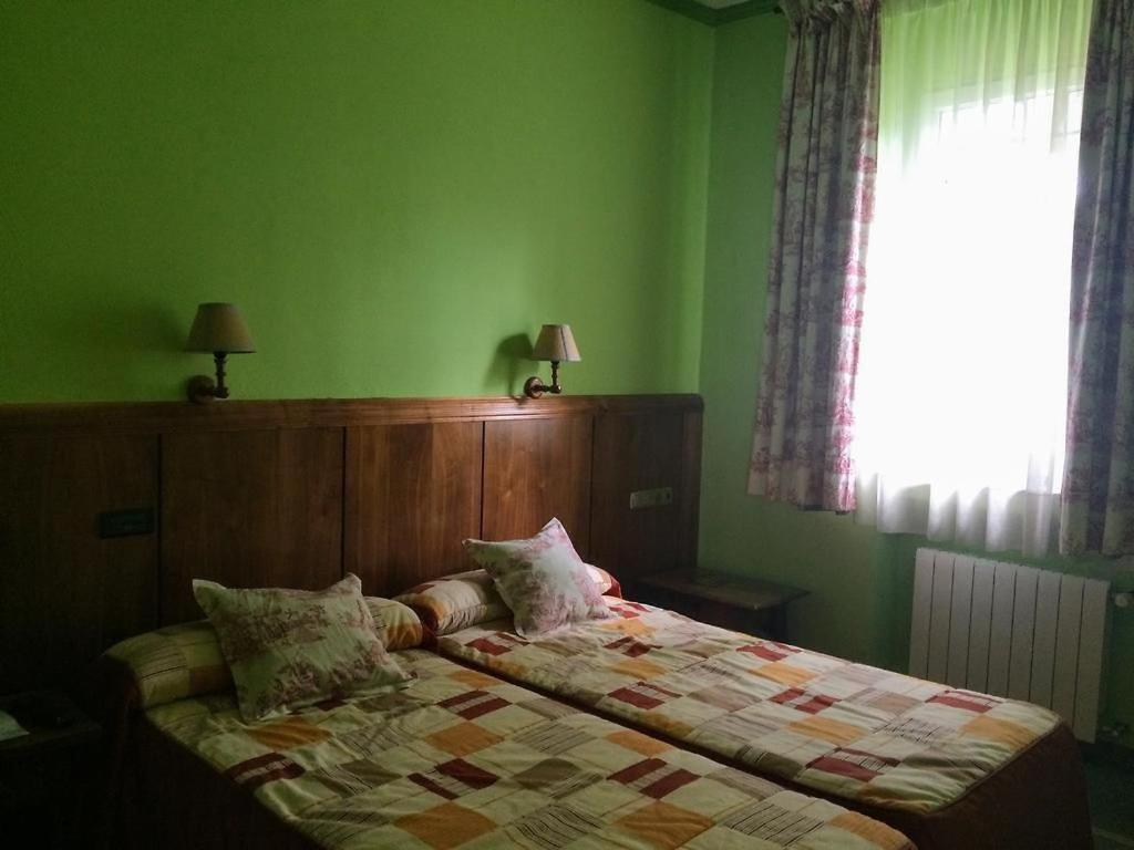 Real Hotel กัวร์โด ภายนอก รูปภาพ