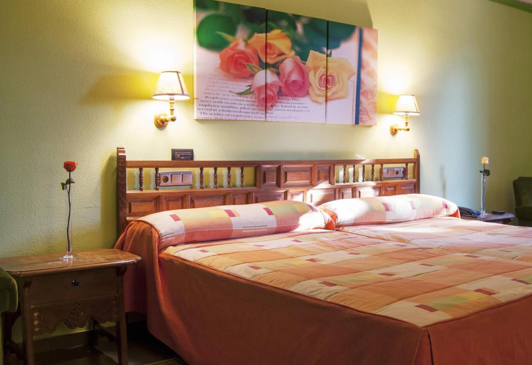 Real Hotel กัวร์โด ภายนอก รูปภาพ