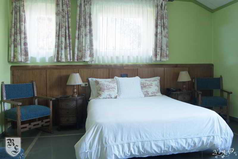 Real Hotel กัวร์โด ภายนอก รูปภาพ